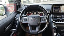 تۆیۆتا لاند کروزەر